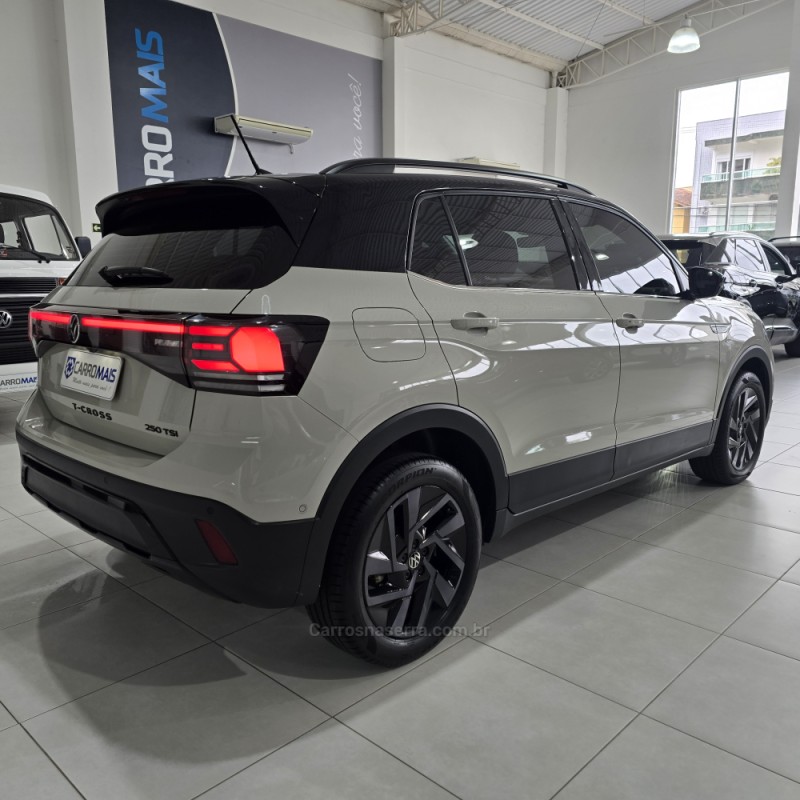 T-CROSS 1.4 HIGHLINE TSI 16V FLEX 4P AUTOMÁTICO - 2025 - SANTA CRUZ DO SUL