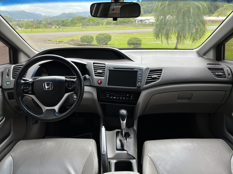 CIVIC 2.0 LXR 16V FLEX 4P AUTOMÁTICO - 2014 - BOM PRINCíPIO