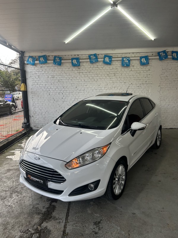 FIESTA 1.6 TITANIUM PLUS SEDAN 16V FLEX 4P AUTOMÁTICO - 2015 - CAXIAS DO SUL