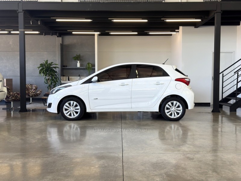 HB20 1.0 COMFORT 12V FLEX 4P MANUAL - 2017 - BENTO GONçALVES