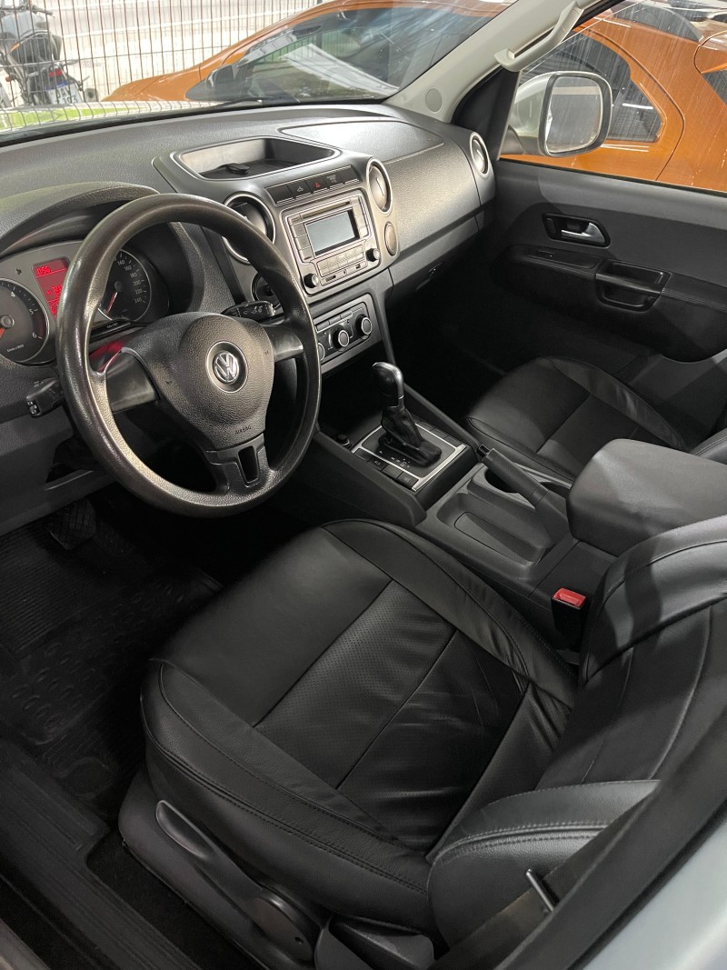 AMAROK 2.0 TRENDLINE 4X4 CD 16V TURBO INTERCOOLER DIESEL 4P AUTOMÁTICO - 2013 - CAXIAS DO SUL