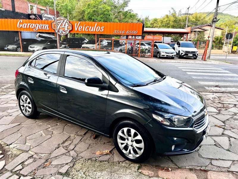 ONIX 1.4 MPFI LT 8V FLEX 4P AUTOMÁTICO - 2018 - TRêS COROAS