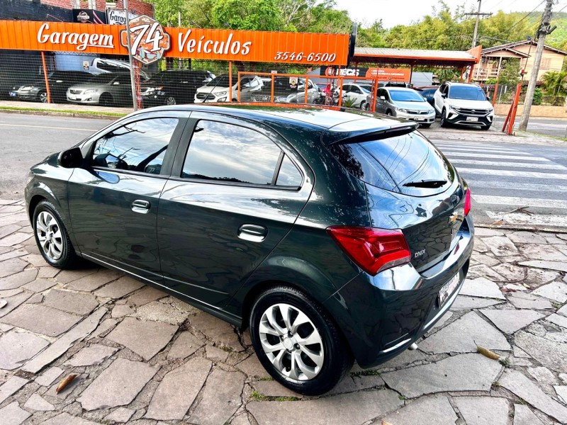 ONIX 1.4 MPFI LT 8V FLEX 4P AUTOMÁTICO - 2018 - TRêS COROAS