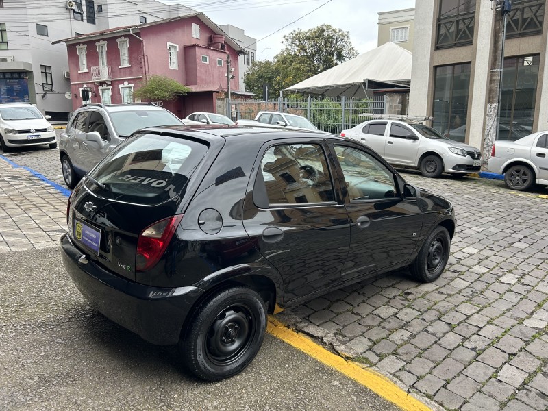 CELTA 1.0 MPFI LS 8V FLEX 4P MANUAL - 2012 - GARIBALDI