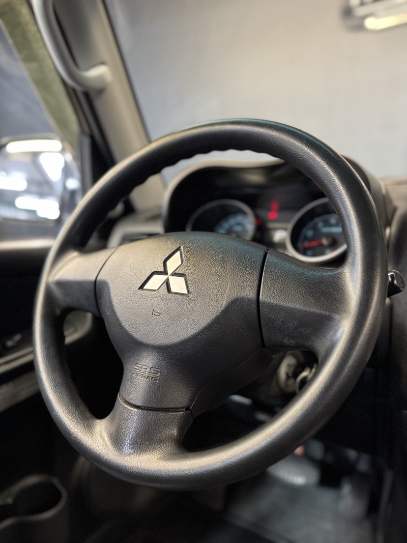 PAJERO TR4 2.0 4X2 16V 140CV FLEX 4P AUTOMÁTICO - 2015 - CAXIAS DO SUL