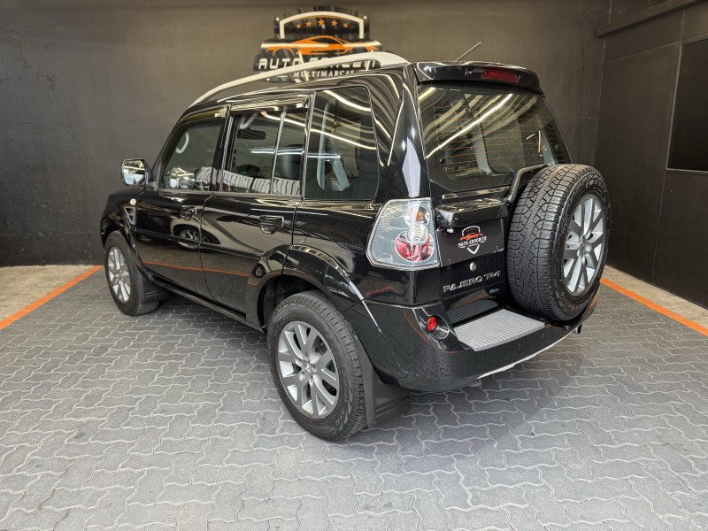 PAJERO TR4 2.0 4X2 16V 140CV FLEX 4P AUTOMÁTICO - 2015 - CAXIAS DO SUL