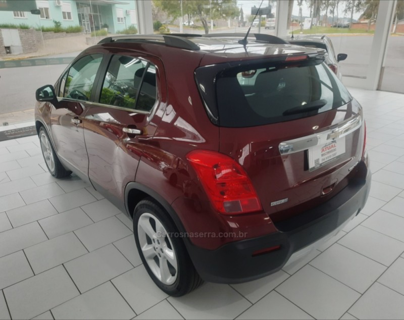 TRACKER 1.8 MPFI LTZ 4X2 16V FLEX 4P AUTOMÁTICO - 2015 - GARIBALDI