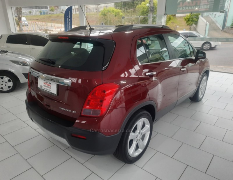 TRACKER 1.8 MPFI LTZ 4X2 16V FLEX 4P AUTOMÁTICO - 2015 - GARIBALDI