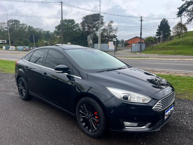 FOCUS 2.0 TITANIUM PLUS SEDAN 16V FLEX 4P AUTOMÁTICO - 2018 - FARROUPILHA