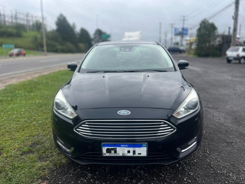 FOCUS 2.0 TITANIUM PLUS SEDAN 16V FLEX 4P AUTOMÁTICO - 2018 - FARROUPILHA