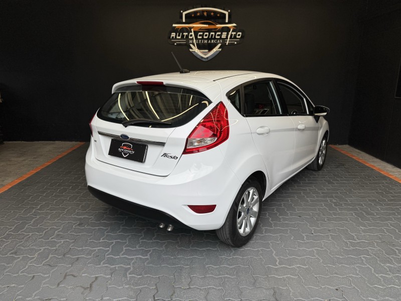 FIESTA 1.6 SE HATCH 16V FLEX 4P MANUAL - 2012 - CAXIAS DO SUL