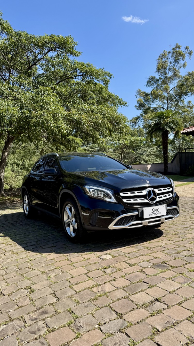 GLA 200 1.6 CGI ADVANCE 16V TURBO GASOLINA 4P AUTOMÁTICO - 2019 - LAJEADO