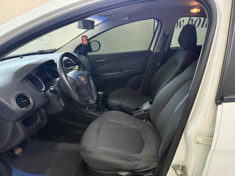 BRAVO 1.8 ESSENCE 16V FLEX 4P MANUAL - 2012 - PORTO ALEGRE