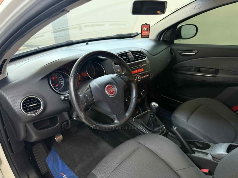 BRAVO 1.8 ESSENCE 16V FLEX 4P MANUAL - 2012 - PORTO ALEGRE