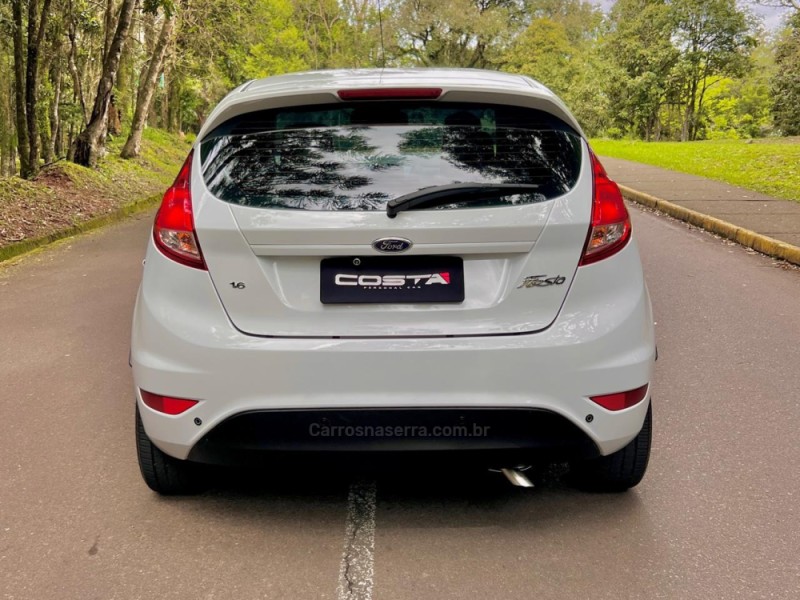 FIESTA 1.6 SE HATCH PLUS 16V FLEX 4P MANUAL - 2014 - BENTO GONçALVES
