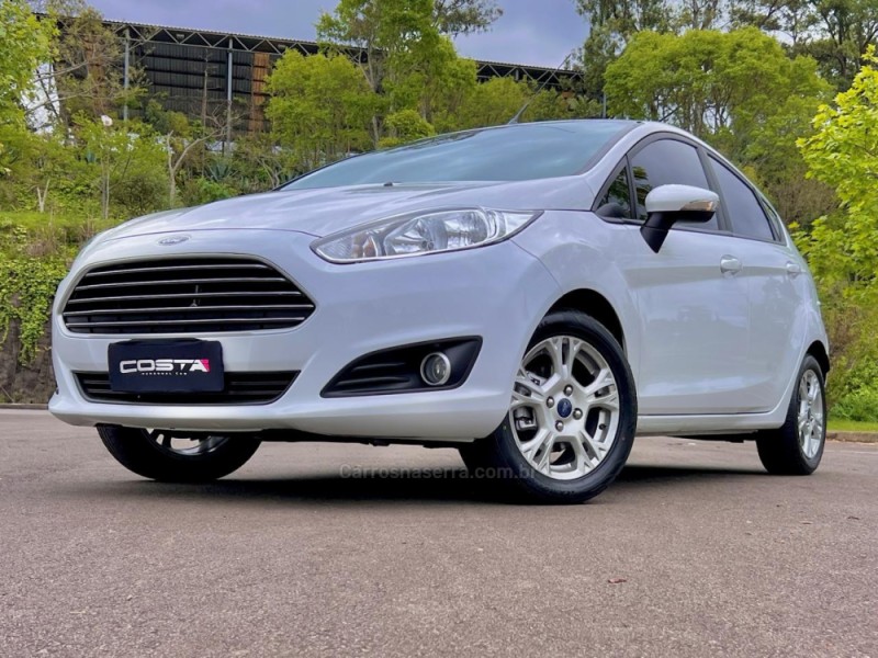 FIESTA 1.6 SE HATCH PLUS 16V FLEX 4P MANUAL - 2014 - BENTO GONçALVES