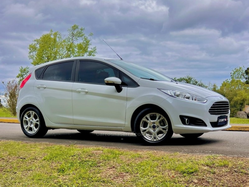 FIESTA 1.6 SE HATCH PLUS 16V FLEX 4P MANUAL