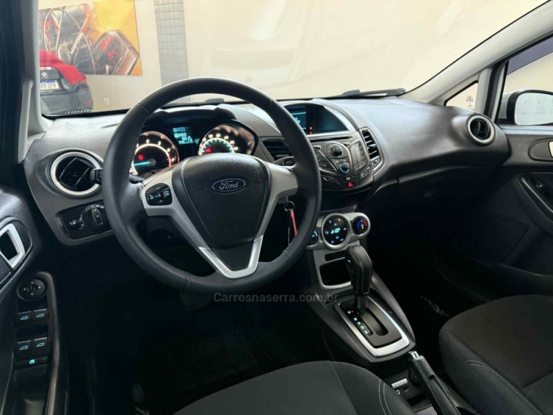 FIESTA 1.0 ECOBOOST TITANIUM HATCH 12V GASOLINA 4P AUTOMÁTICO - 2017 - PORTO ALEGRE