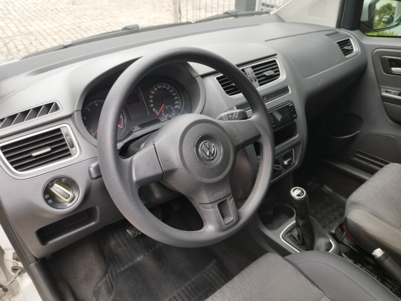 FOX 1.6 MI 8V FLEX 4P MANUAL - 2014 - VERANóPOLIS