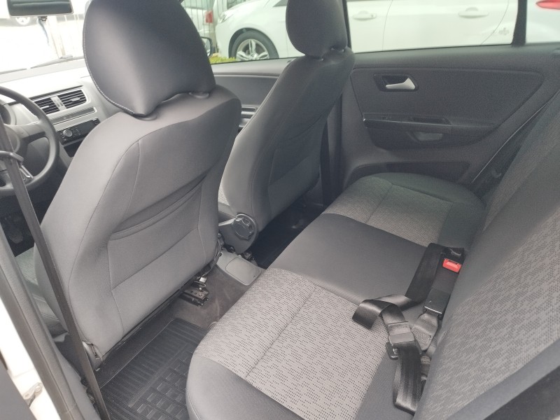 FOX 1.6 MI 8V FLEX 4P MANUAL - 2014 - VERANóPOLIS