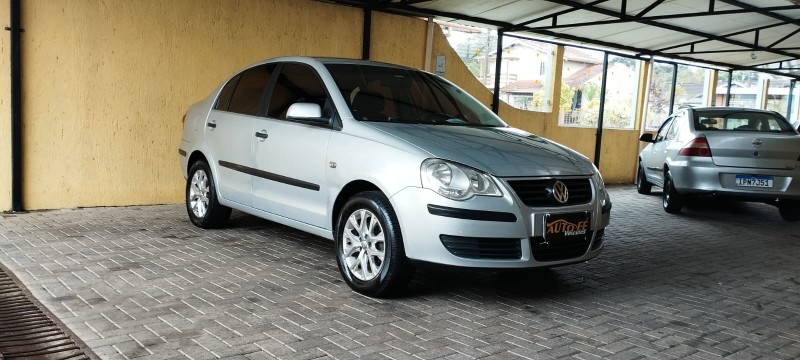 POLO SEDAN 1.6 MI 8V FLEX 4P MANUAL