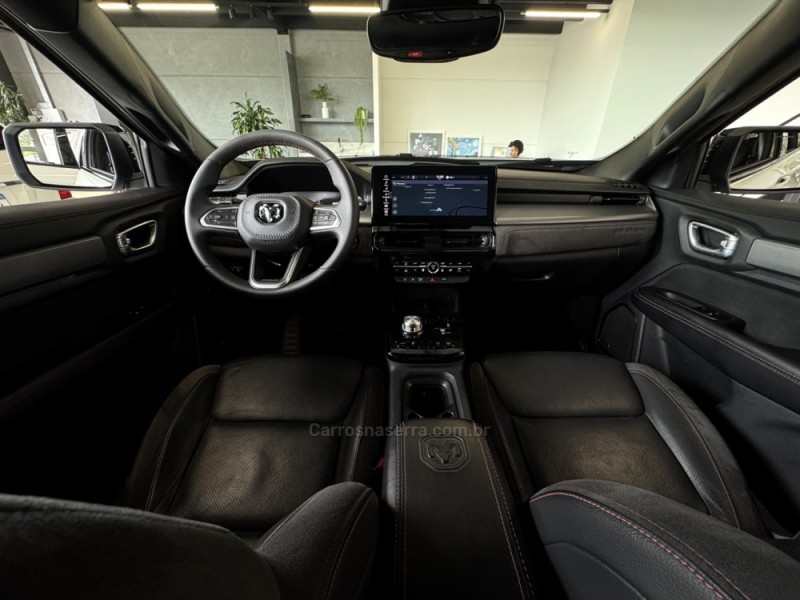 RAMPAGE 2.0 HURRICANE R/T 4 4X4 TURBO GASOLINA 4P AUTOMÁTICO - 2024 - BENTO GONçALVES