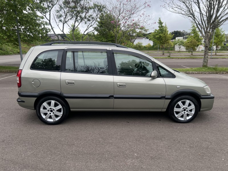 ZAFIRA 2.0 MPFI ELEGANCE 8V FLEX 4P AUTOMÁTICO - 2010 - BENTO GONçALVES