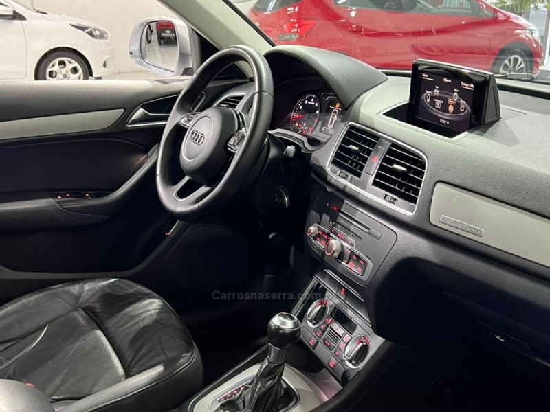 Q3 2.0 TFSI AMBITION QUATTRO 4P GASOLINA S TRONIC - 2015 - NOVO HAMBURGO