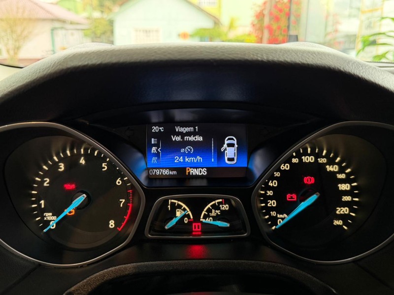 FOCUS 2.0 TITANIUM PLUS 16V FLEX 4P AUTOMÁTICO - 2016 - CAXIAS DO SUL