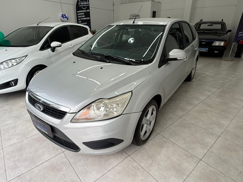 FOCUS 1.6 GLX 16V FLEX 4P MANUAL - 2011 - BENTO GONçALVES