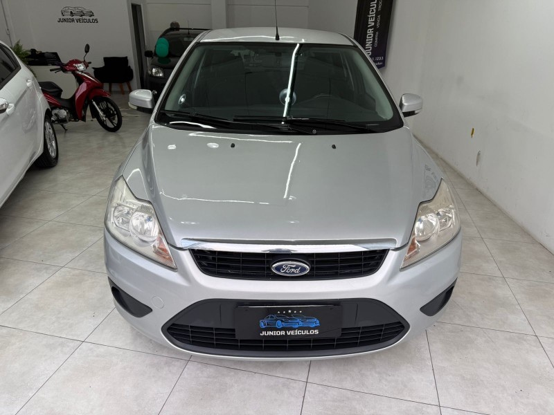 FOCUS 1.6 GLX 16V FLEX 4P MANUAL - 2011 - BENTO GONçALVES