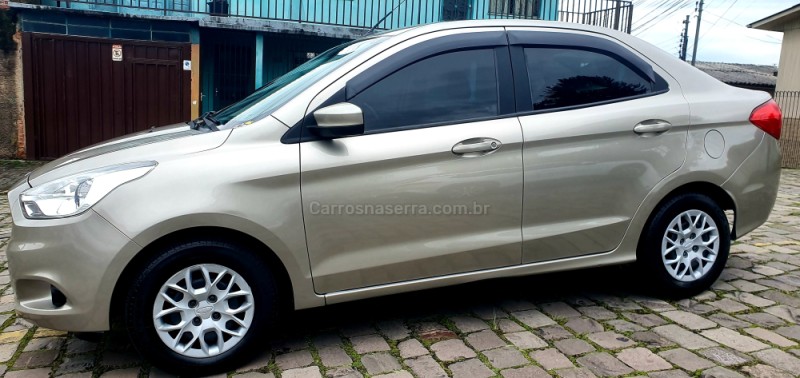 KA 1.5 SE SEDAN 16V FLEX 4P MANUAL - 2017 - CAXIAS DO SUL