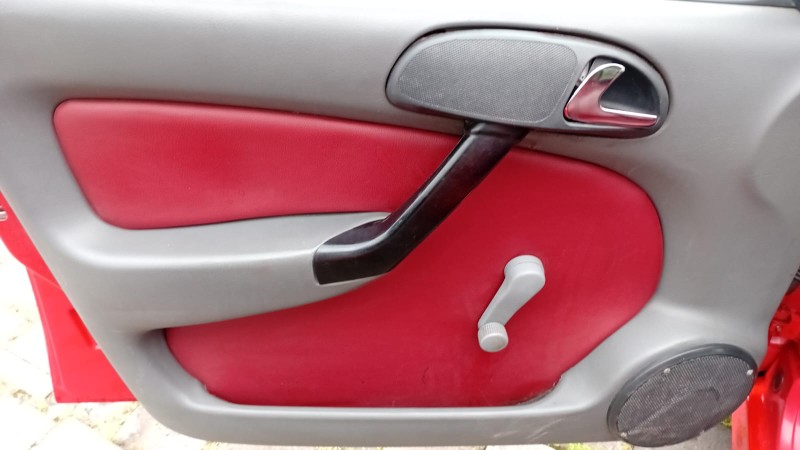 GOL 1.0 MI 16V GASOLINA 4P MANUAL G.III - 1999 - FARROUPILHA