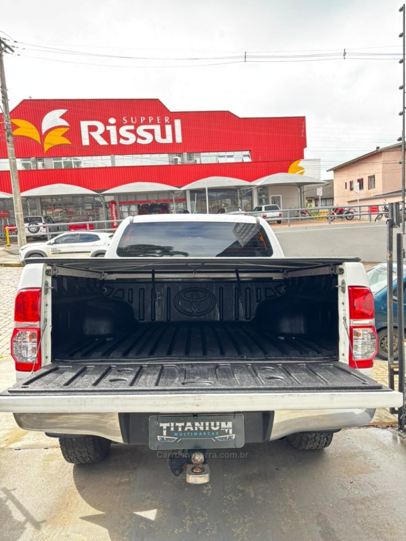 HILUX 2.7 SR 4X2 CD 16V FLEX 4P AUTOMÁTICO - 2015 - SãO FRANCISCO DE PAULA