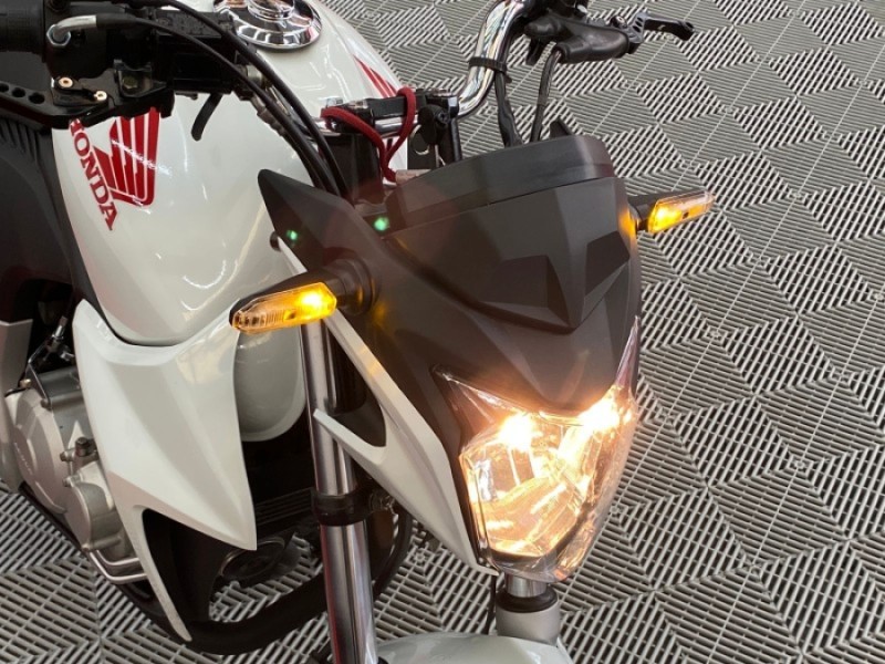 CB 300R ABS - 2015 - CAXIAS DO SUL