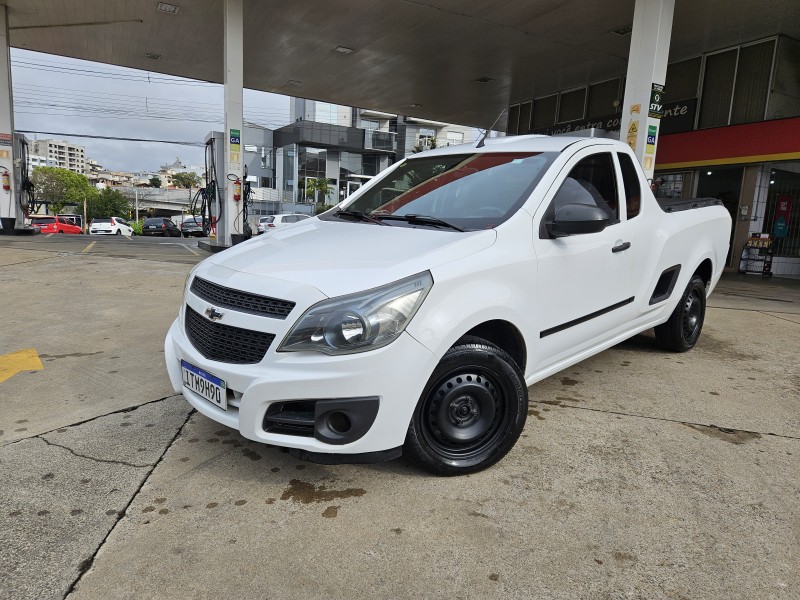 montana 1.4 mpfi ls cs 8v flex 2p manual 2013 caxias do sul