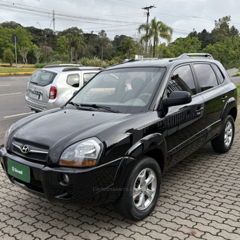 TUCSON 2.0 GL 2WD 16V GASOLINA 4P MANUAL