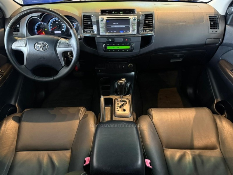HILUX SW4 3.0 SRV 4X4 16V TURBO INTERCOOLER DIESEL 4P AUTOMÁTICO - 2015 - SãO LEOPOLDO