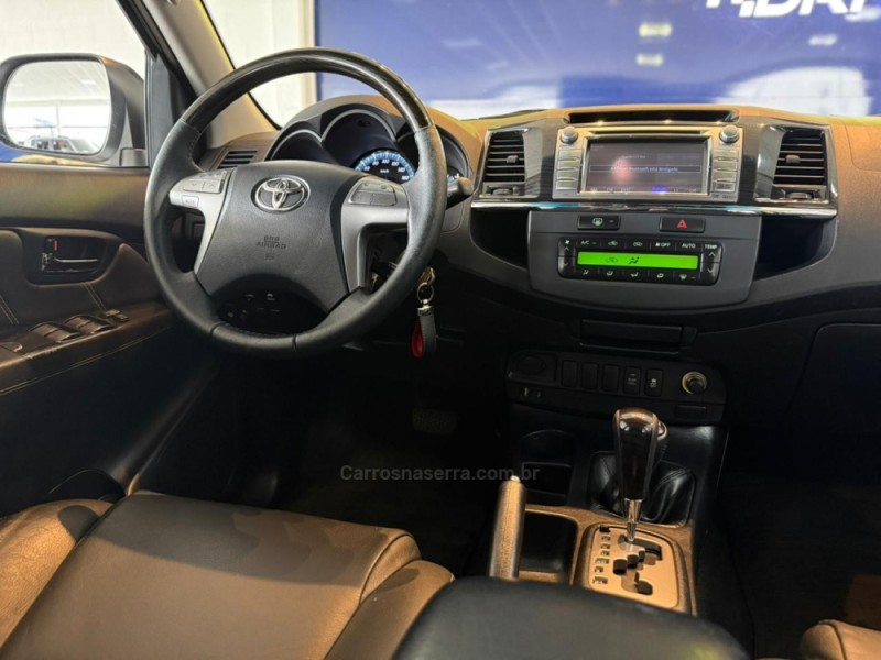 HILUX SW4 3.0 SRV 4X4 16V TURBO INTERCOOLER DIESEL 4P AUTOMÁTICO - 2015 - SãO LEOPOLDO
