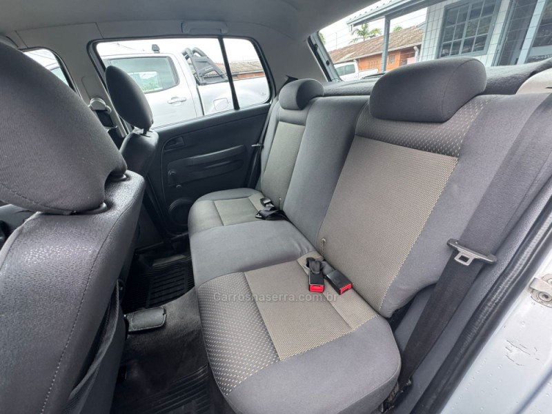 FOX 1.0 MI 8V FLEX 4P MANUAL - 2007 - IGREJINHA