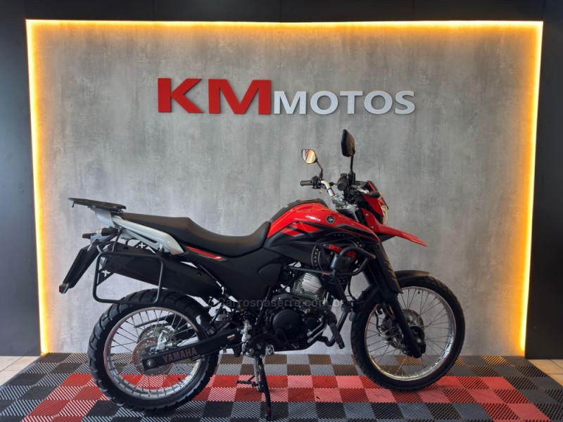 XTZ 250 LANDER - 2024 - PORTãO