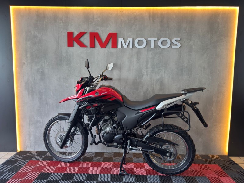 XTZ 250 LANDER - 2024 - PORTãO