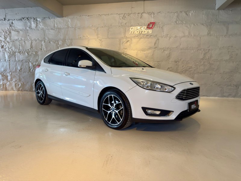 FOCUS 2.0 TITANIUM 16V FLEX 4P AUTOMÁTICO - 2016 - CAXIAS DO SUL
