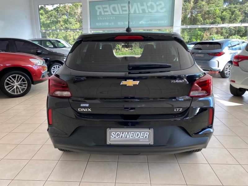 ONIX 1.0 LTZ 12V TURBO FLEX 4P AUTOMÁTICO - 2023 - NOVA PETRóPOLIS