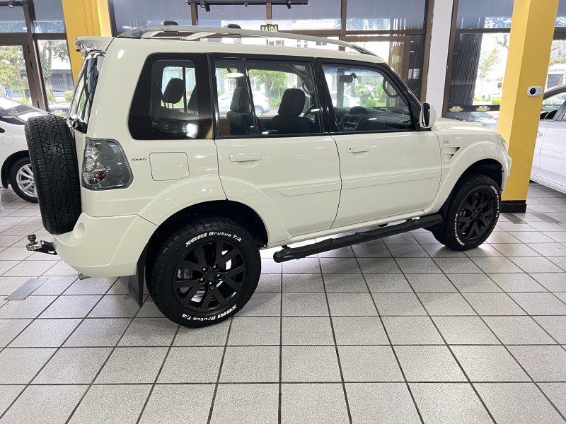 PAJERO TR4 2.0 4X4 16V 131CV GASOLINA 4P AUTOMÁTICO - 2011 - CAXIAS DO SUL
