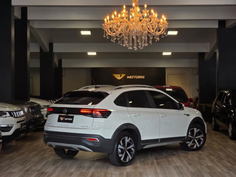 NIVUS 1.0 TSI HIGHLINE FLEX 4P AUTOMÁTICO - 2023 - CAXIAS DO SUL
