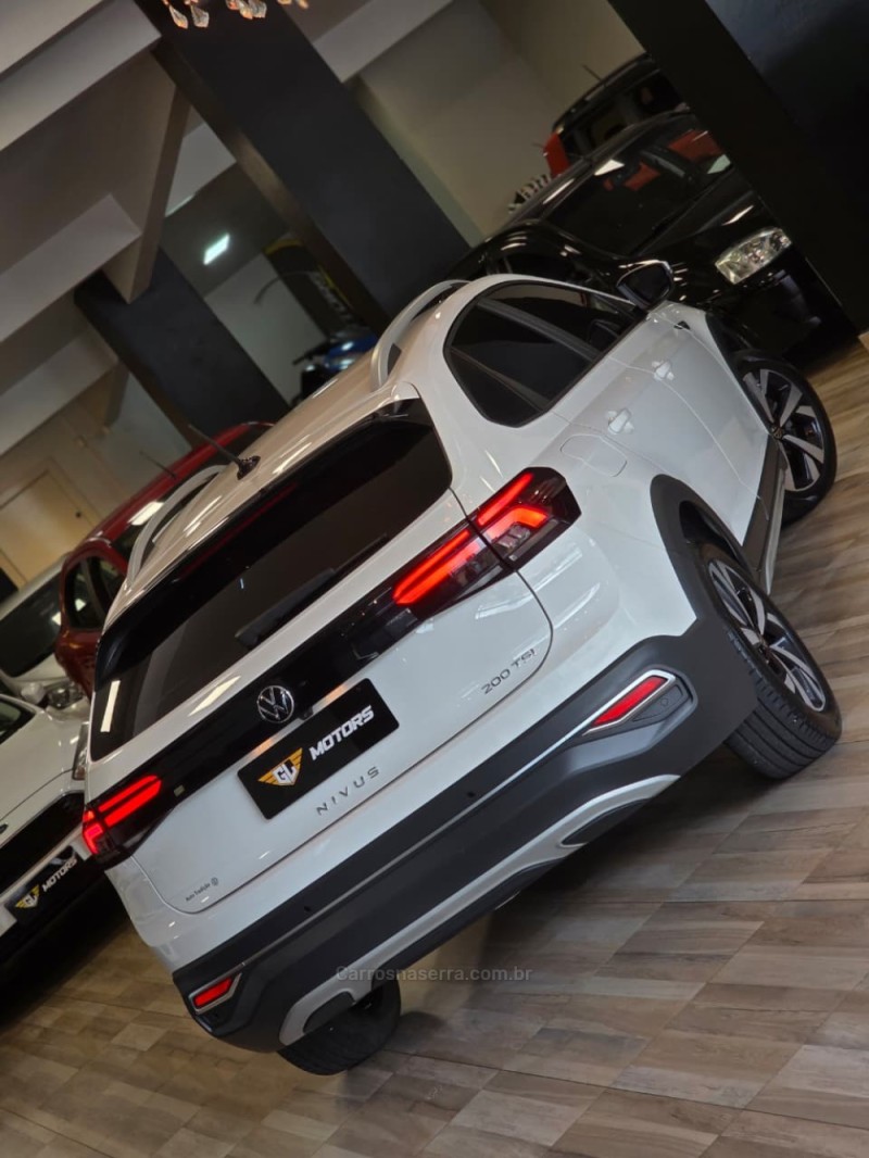 NIVUS 1.0 TSI HIGHLINE FLEX 4P AUTOMÁTICO - 2023 - CAXIAS DO SUL