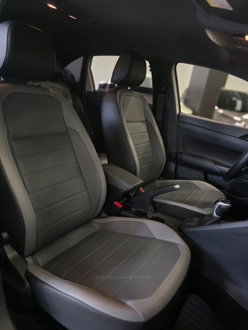 NIVUS 1.0 TSI HIGHLINE FLEX 4P AUTOMÁTICO - 2023 - CAXIAS DO SUL