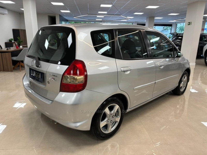 FIT 1.4 LXL 8V GASOLINA 4P AUTOMÁTICO - 2007 - CARLOS BARBOSA