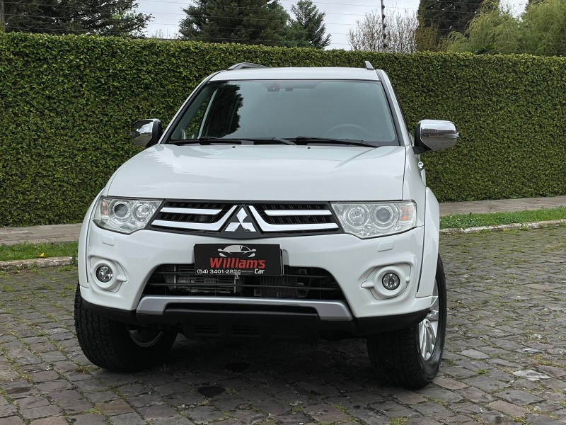 PAJERO DAKAR 3.2 HPE 4X4 7 LUGARES 16V TURBO INTERCOOLER DIESEL 4P AUTOMÁTICO - 2015 - FARROUPILHA
